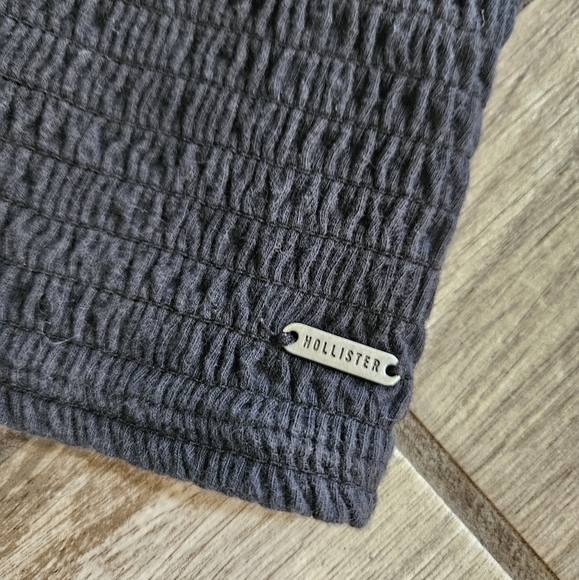 Hollister Criss Cross Crop Top - Picture 3 of 3